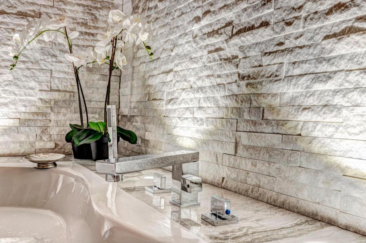 Trevi Luxury Apartment Jacuzzi Рим Екстериор снимка