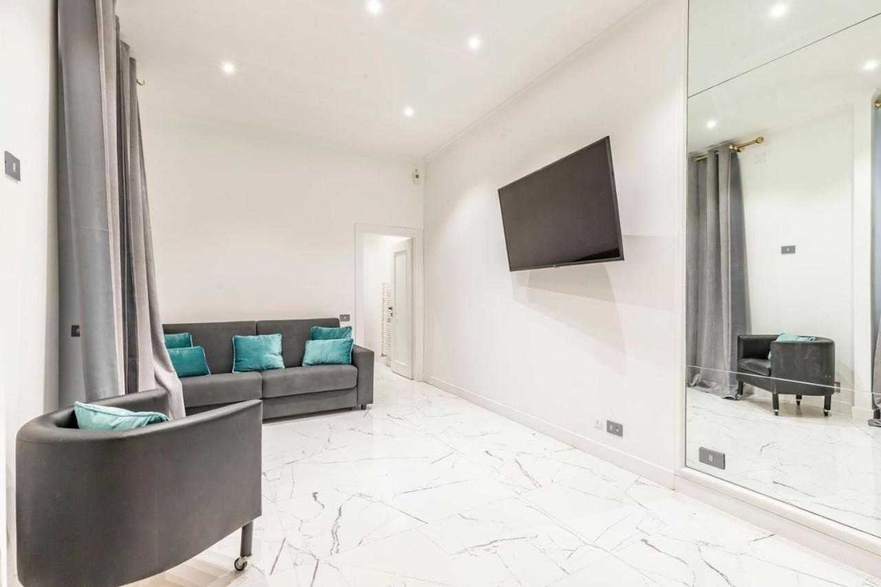 Trevi Luxury Apartment Jacuzzi Рим Екстериор снимка